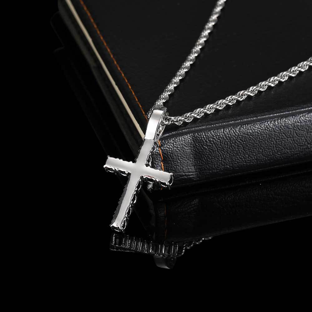 ICED CROSS PENDANT IN WHITE GOLD AND YELLOW GOLD